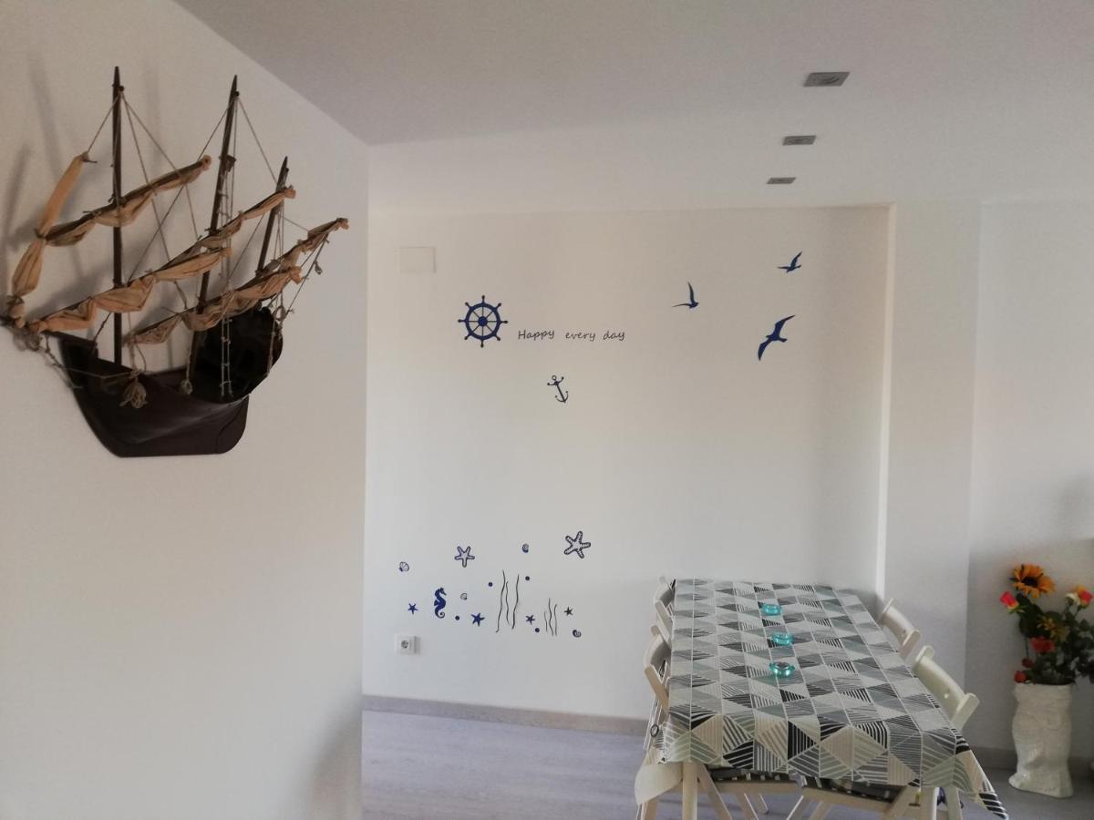 Estupendo apartamento en muy buena zona Apartamento L' Escala Exterior foto